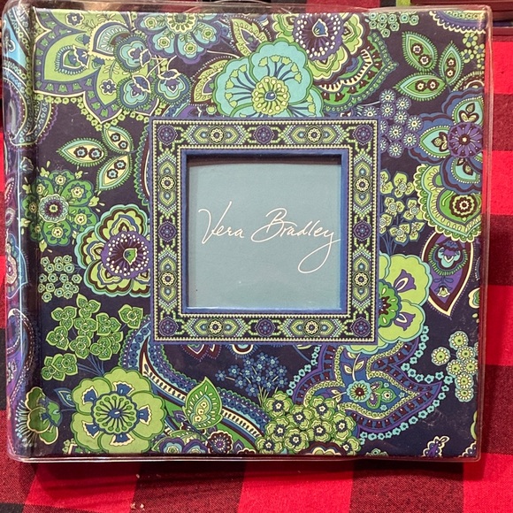 Vera Bradley Other - Vera Bradley Blue Rhapsody Paisley Photo Album